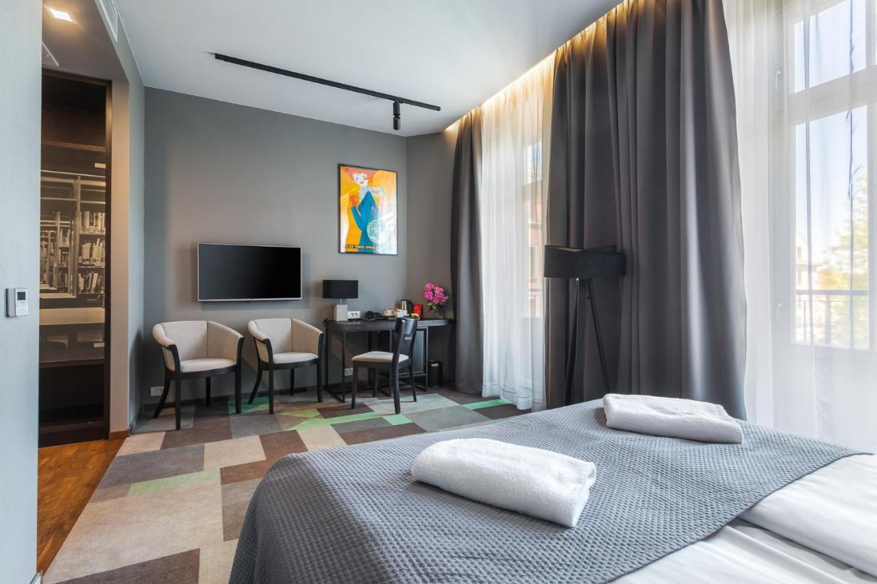 Dada Premium Aparthotel Krasków Εξωτερικό φωτογραφία