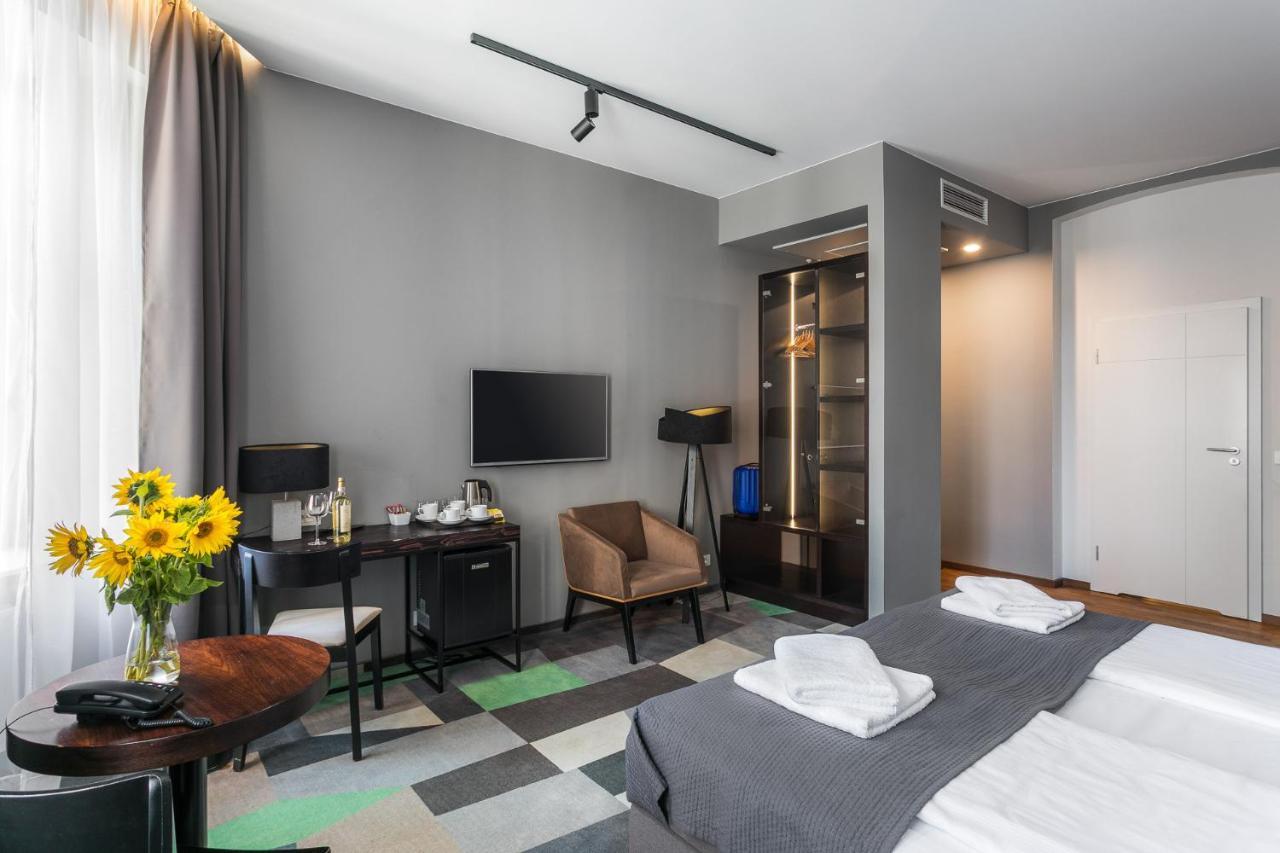 Dada Premium Aparthotel Krasków Εξωτερικό φωτογραφία